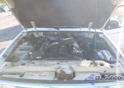 1997 Ford Ranger Xl/Xlt из США, поврежденный, VIN 1FTCR14A7VPB08268